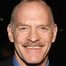 Casey Sander como Curt Powell