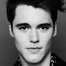 Charlie DePew como Josh Thompson