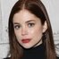 Charlotte Hope como Margaret Alma Kinnaird