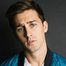 Cody Johns como Ethan