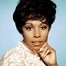 Diahann Carroll como Dominique Devereaux