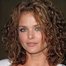Dina Meyer como Samantha