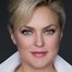 Elaine Hendrix como Alexis Carrington Colby