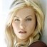 Elisha Cuthbert como Kim Bauer