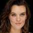 Frankie Shaw como Natasha