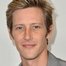 Gabriel Mann como Bruce Banner (voice)