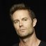 Garret Dillahunt como KD