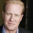 Gregg Henry como Mike