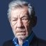 Ian McKellen como Narrator (voice)