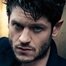 Iwan Rheon como Tenax