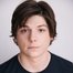 Jack Mulhern como Tyler Kryger