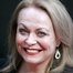 Jacki Weaver como Shelly Sterling