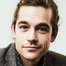 Jason Ralph como Quentin Coldwater