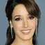 Jennifer Beals como Zoe Landau