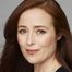 Jennifer Ehle como Rebecca