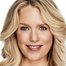 Jessica St. Clair como Deb (voice)