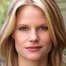 Joelle Carter como Megan Mitchell