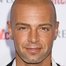 Joey Lawrence como Joey Lawrence