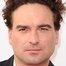 Johnny Galecki como Scott