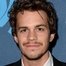 Johnny Simmons como Adam Kemper