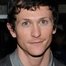 Jonathan Tucker como Alex