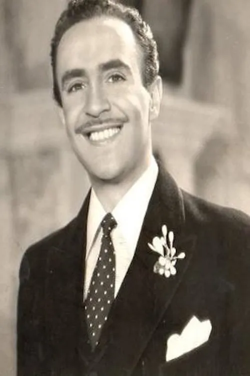 Jorge Reyes como Marcelo Egaña