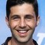 Josh Peck como Pace (voice)