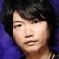 Katsuyuki Konishi como Phoenix Ikki (voice)