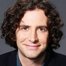 Kyle Mooney como (voice)
