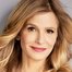Kyra Sedgwick como Julia