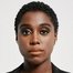 Lashana Lynch como Gemma