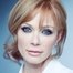 Lauren Holly como Heather Finn