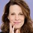 Lili Taylor como Lisa Kimmel Fisher