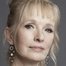 Lindsay Duncan como Alison Slaughter