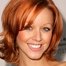 Lindy Booth como Stephanie Goodison