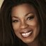 Lorraine Toussaint como La Bruja