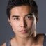 Ludi Lin como Batbayer