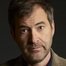 Mark Duplass como Brett Pierson