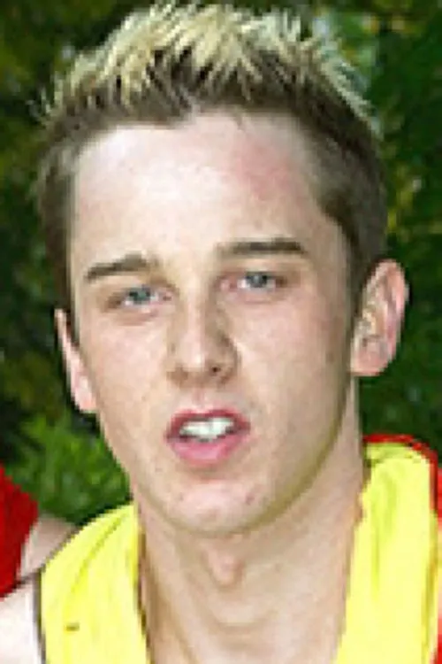 Matt Ryan como Mick Rawson