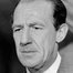 Michael Hordern como Friar Domingo