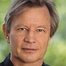 Michael York como Dr. Nuvo Vindi (voice)