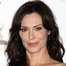 Michelle Forbes como Kate Weston