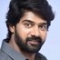 Naveen Chandra como Rishi Nandhan