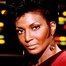 Nichelle Nichols como Uhura