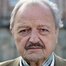Peter Bowles como Guy Buchanan