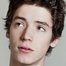 Pico Alexander como Clevinger