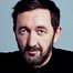Ralph Ineson como Commander Bregman