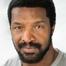 Roger Cross como Donovan McAvoy