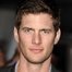 Ryan McPartlin como Devon Woodcomb