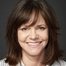 Sally Field como Dr. Greta Mantleray